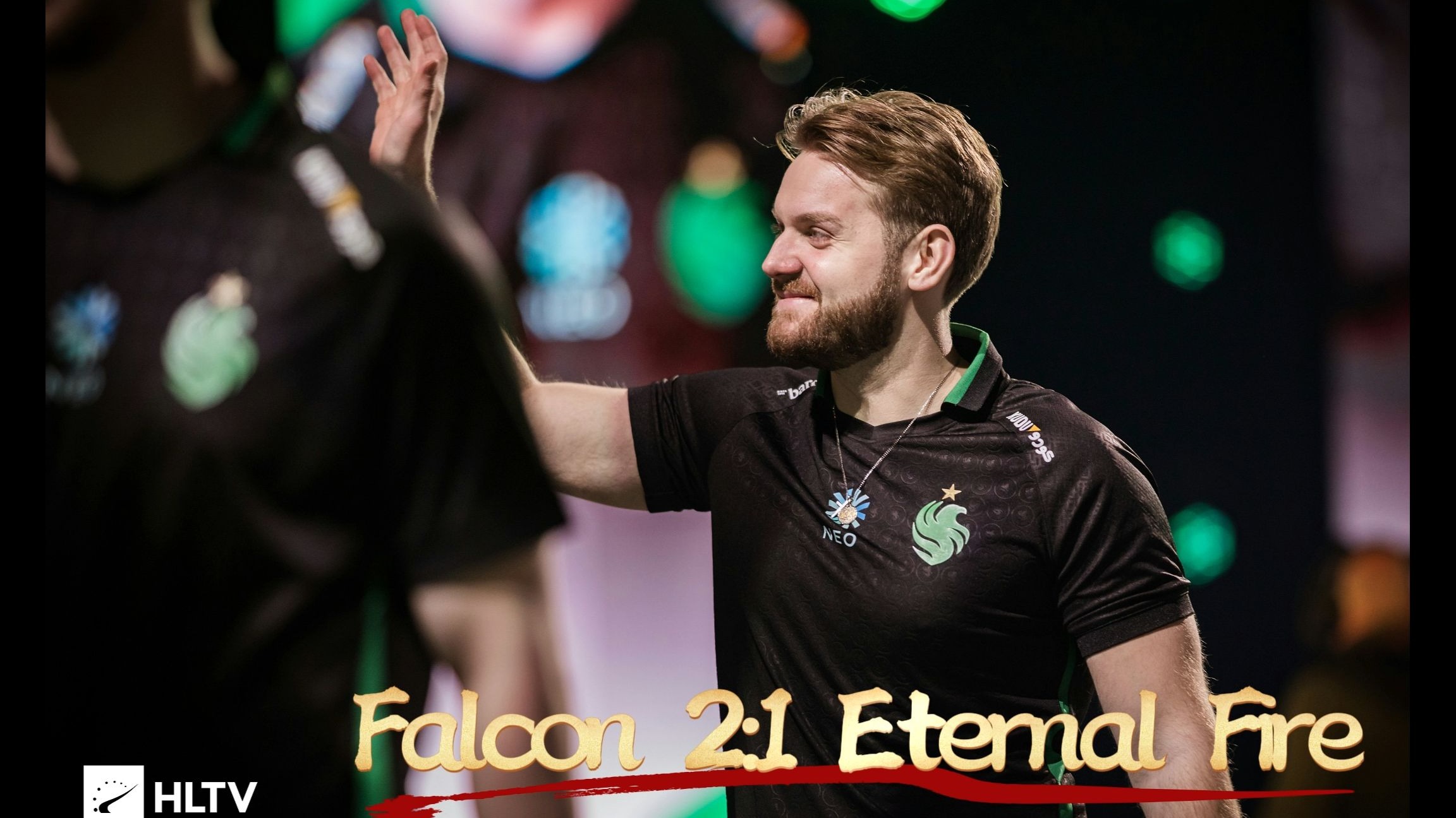 关于FaZeClan夺下首局Bo5，NiKo狙击手段夺目的信息