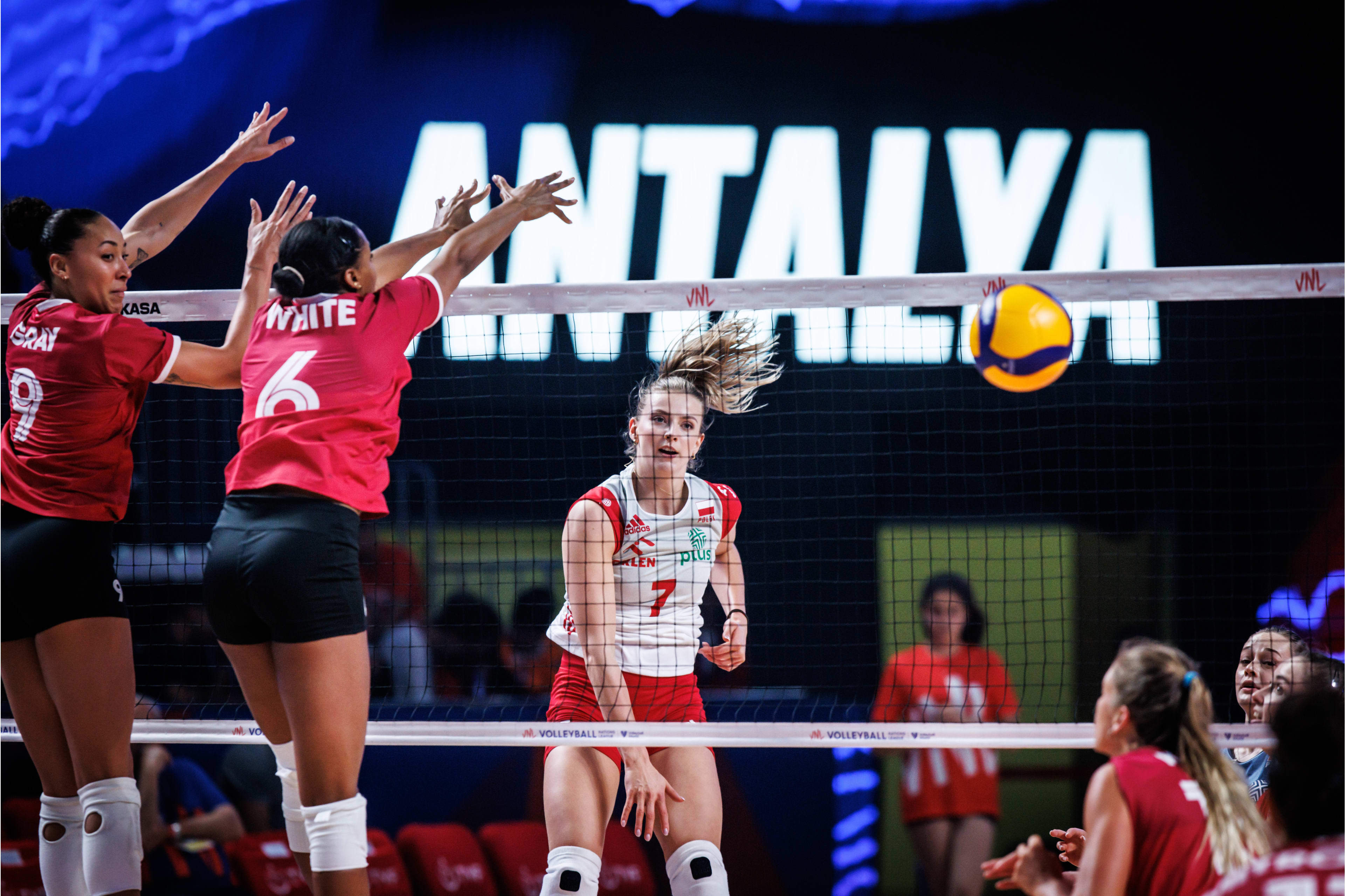 中国队鏖战丹麦队，马琳状态火热