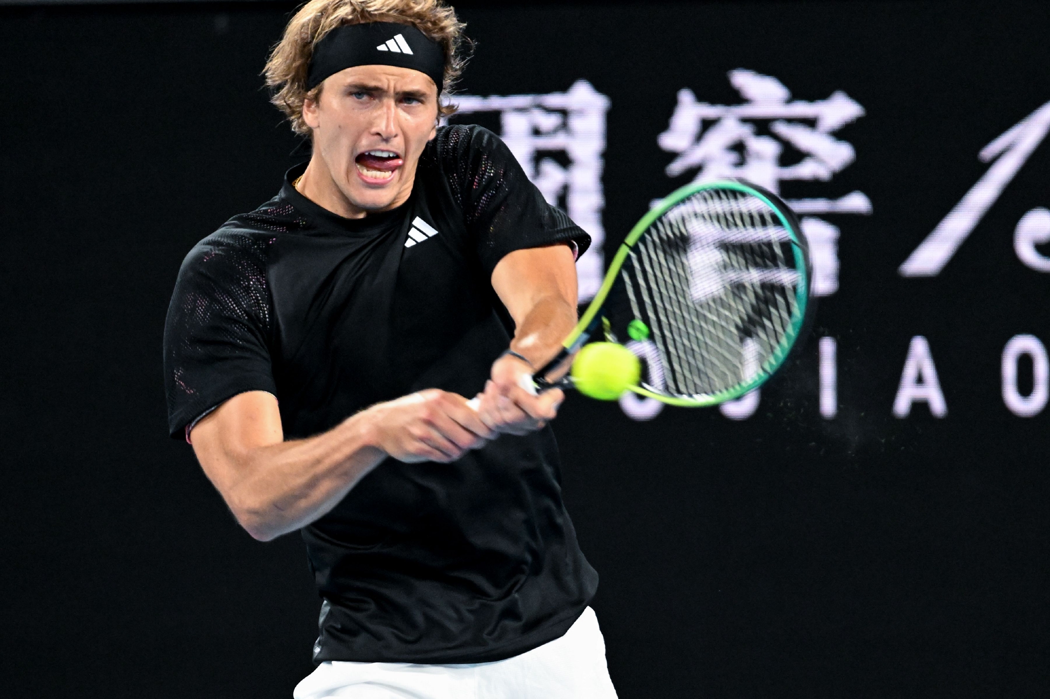 戴维斯杯轻取美网,兹维列夫惊艳四座 戴维斯杯轻取美网,兹维列夫惊艳四座