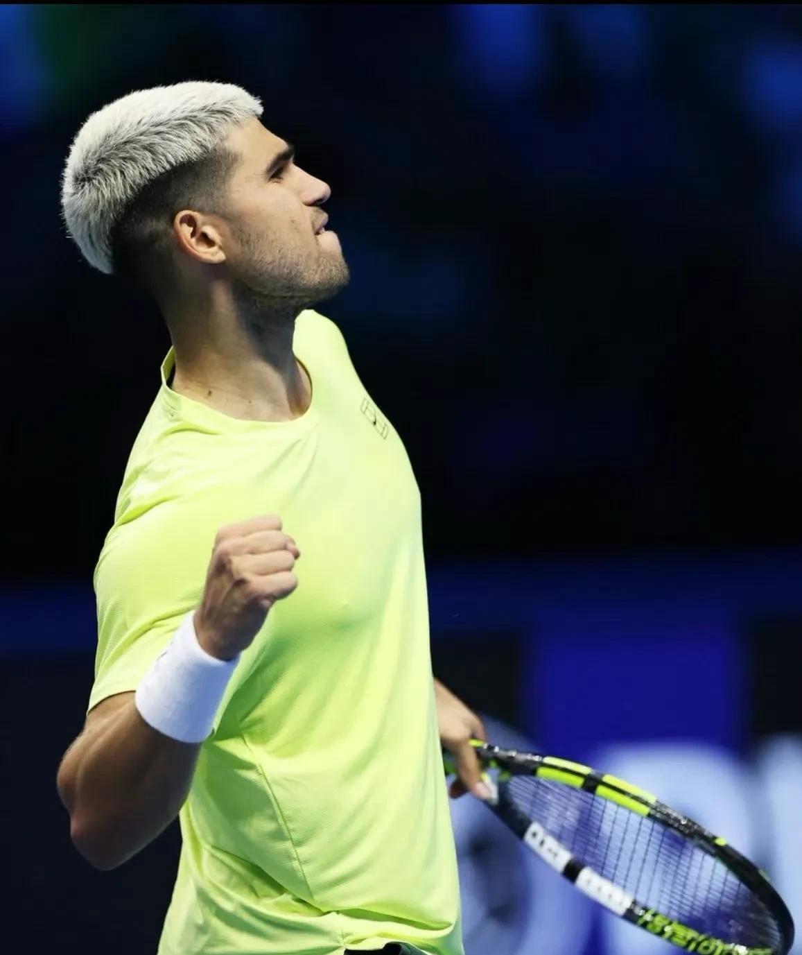 ATP总决赛逆转美网，阿尔卡拉斯扛起全队