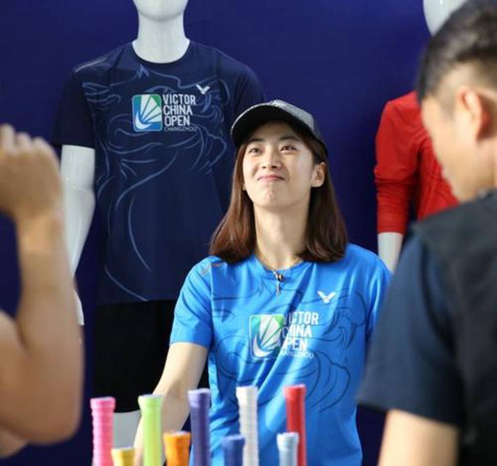 中国队力克马来西亚队，黄鸭组合惊艳四座