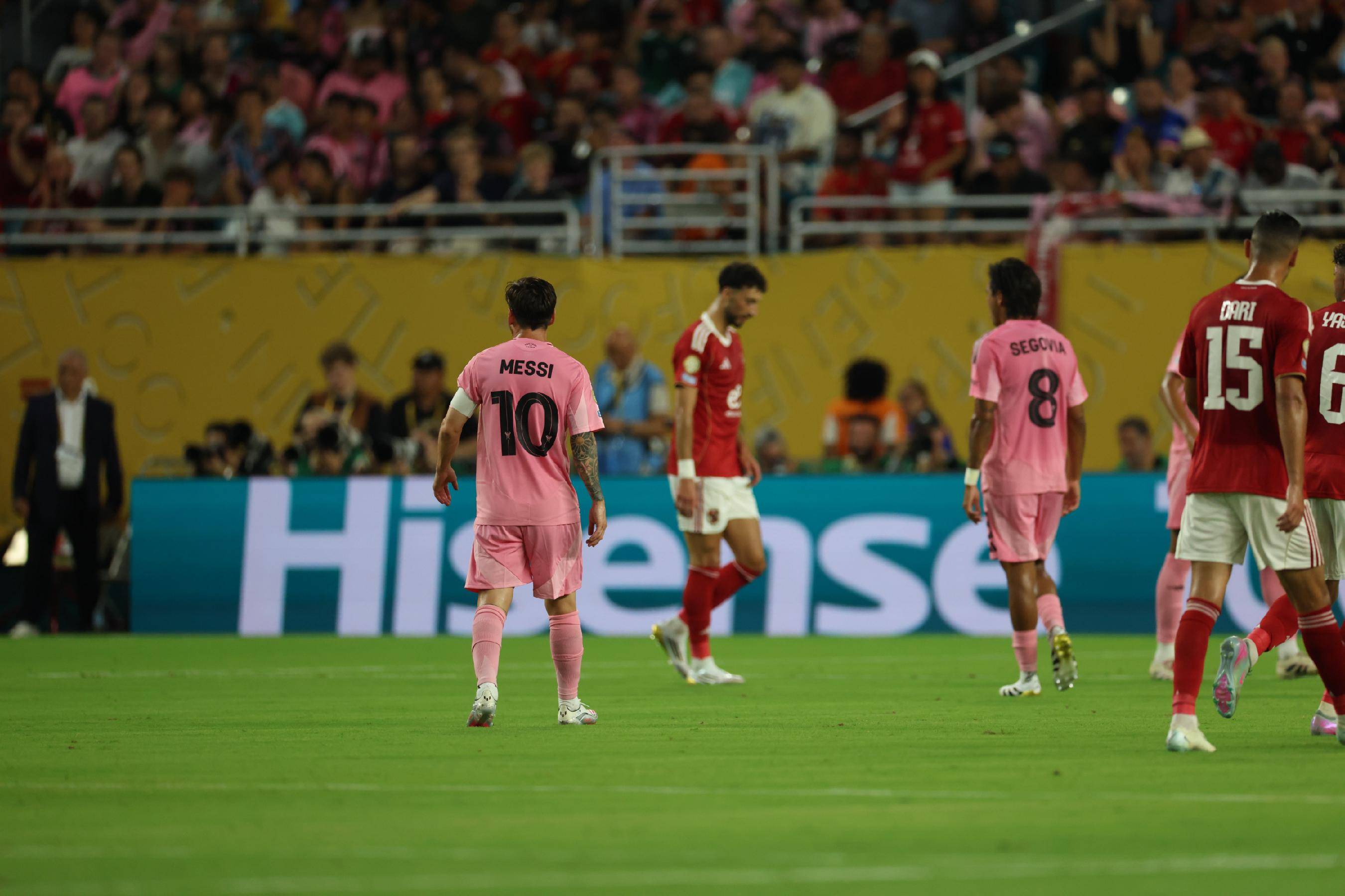 大洲间的足球争夺，谁能登上巅峰？