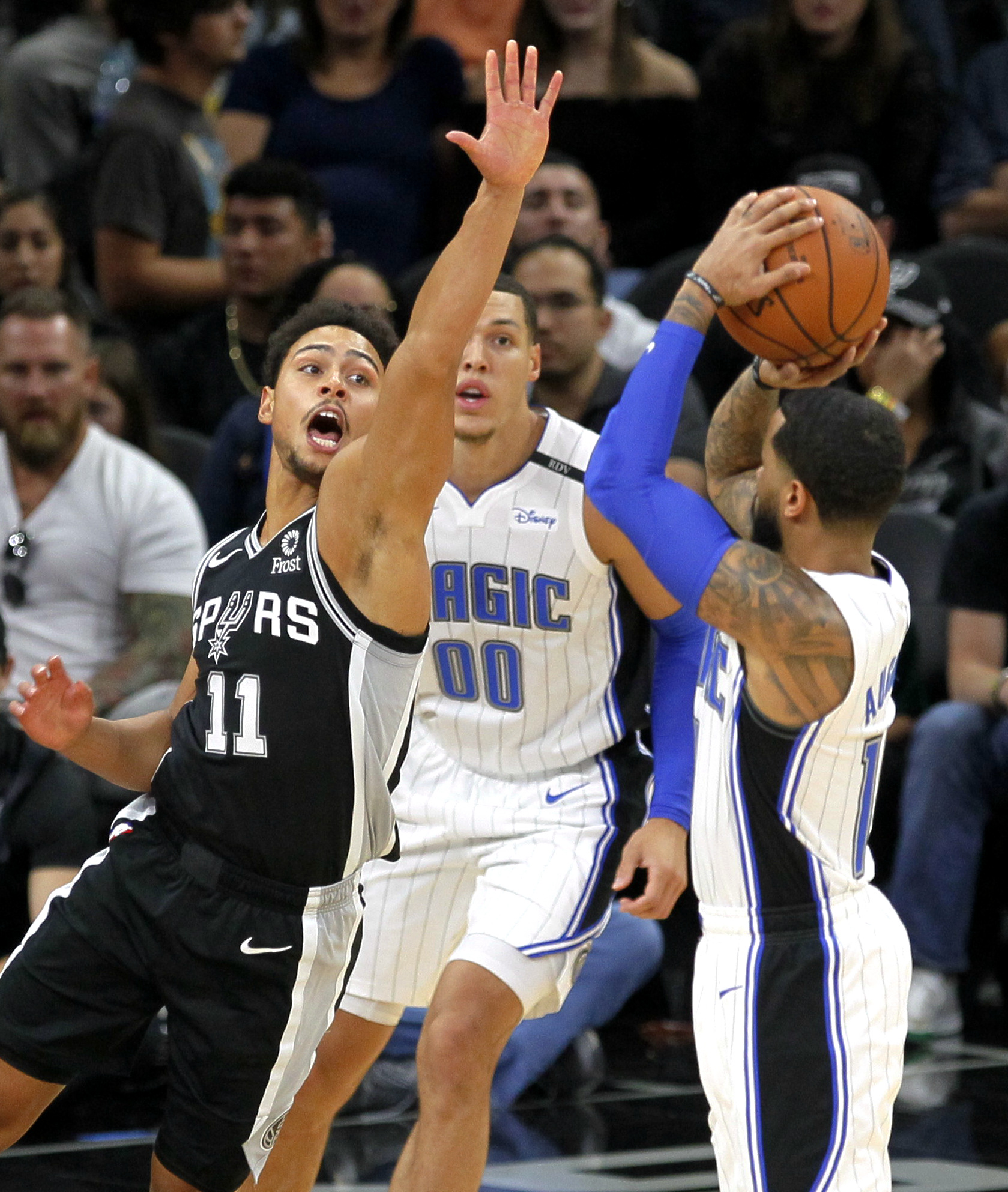 马刺绝地反击魔术，波特送出助攻