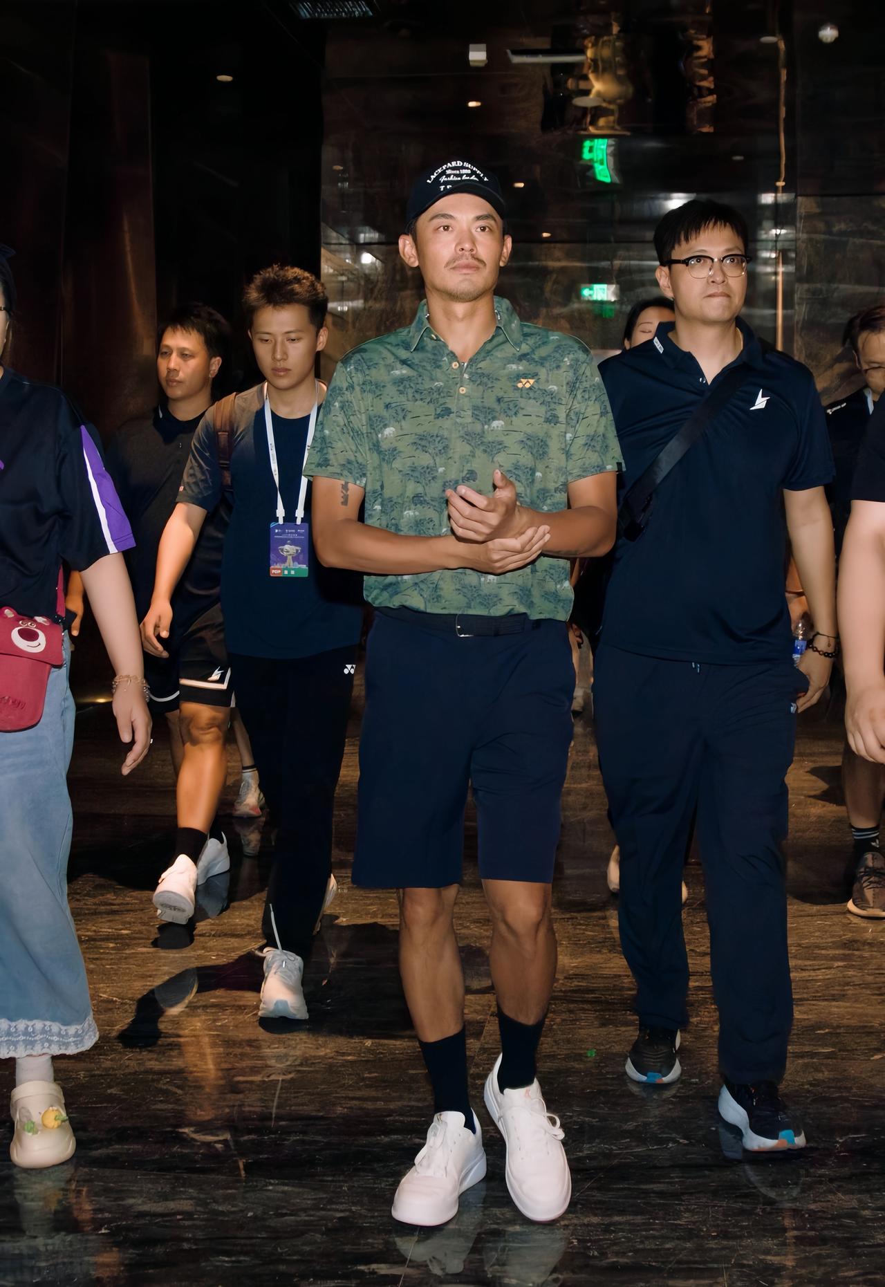 丹麦羽毛球队鏖战韩国羽毛球队,林丹完成帽子戏法 丹麦羽毛球队鏖战韩国羽毛球队,林丹完成帽子戏法