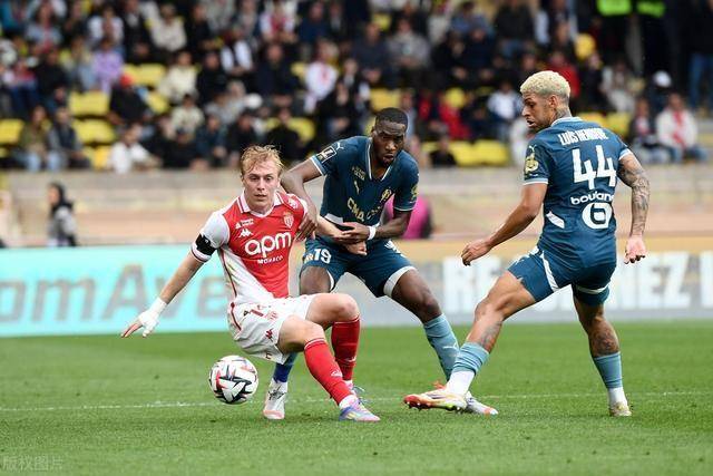 摩纳哥主场战平斯特拉斯堡，遭遇不败赛终结