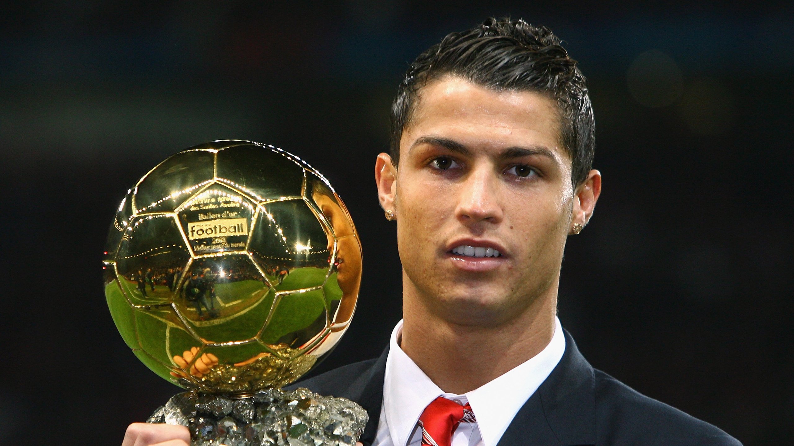 独行侠的启示，当团队协作遇上个人英雄主义—从NBA季后赛到美加墨世界杯的竞技哲学