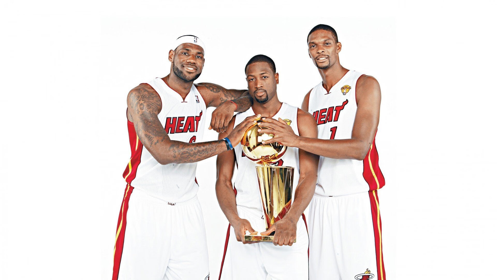 当活塞的铁蹄碾过麦迪逊，拉文，那个在废墟上签名的关键先生